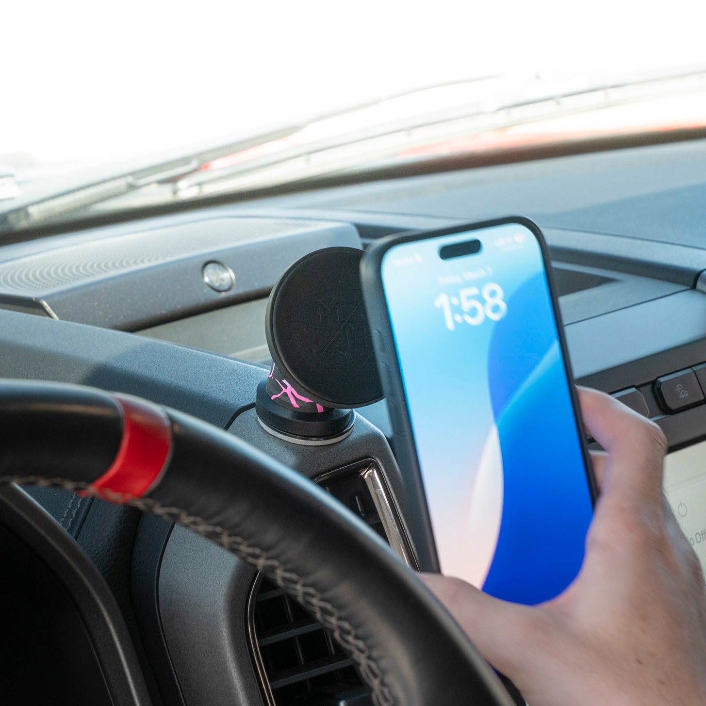 ShredNetic Maxx | Shreddy Branded Magnetic & Non-Charging MagSafe® Phone Mount