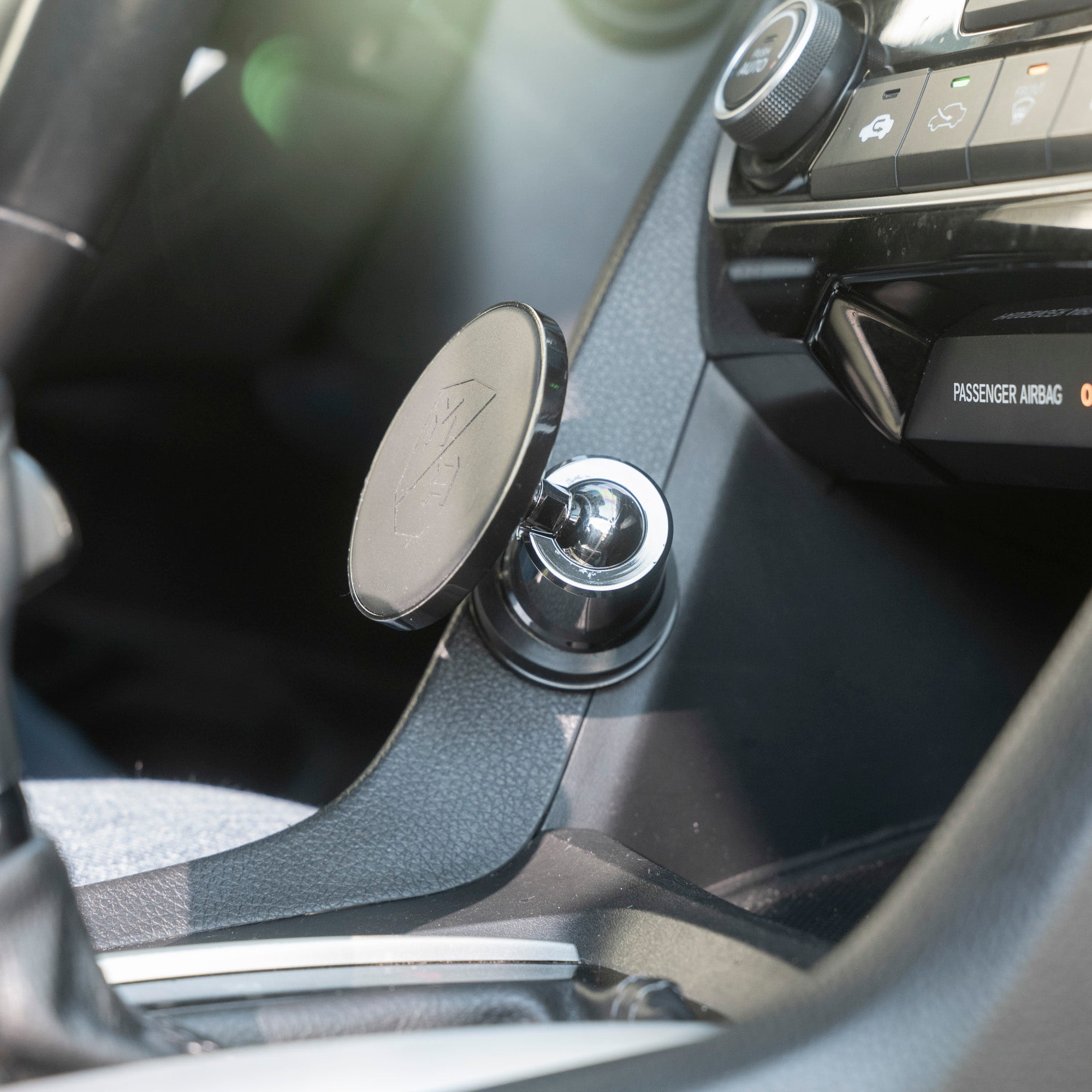 MobNetic Maxx .MS CHROME Finish | Non-Charging MagSafe® Magnetic Phone Mount